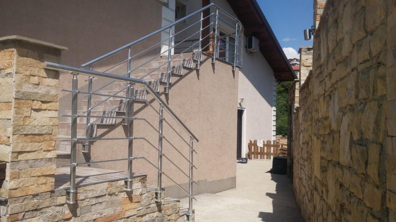 Chardak Apartment Szarajevó Kültér fotó
